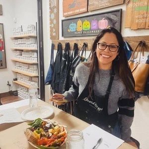 Meet your Posher, Maria